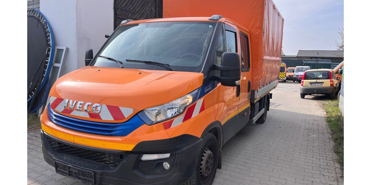 IVECO Andere 122.592 km 16.990 &euro; Berlin 14167