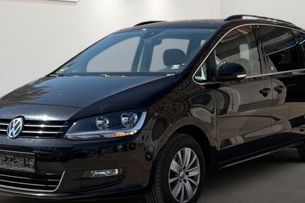 VW Sharan 152.256 km 16.999 &euro; Berlin 12681