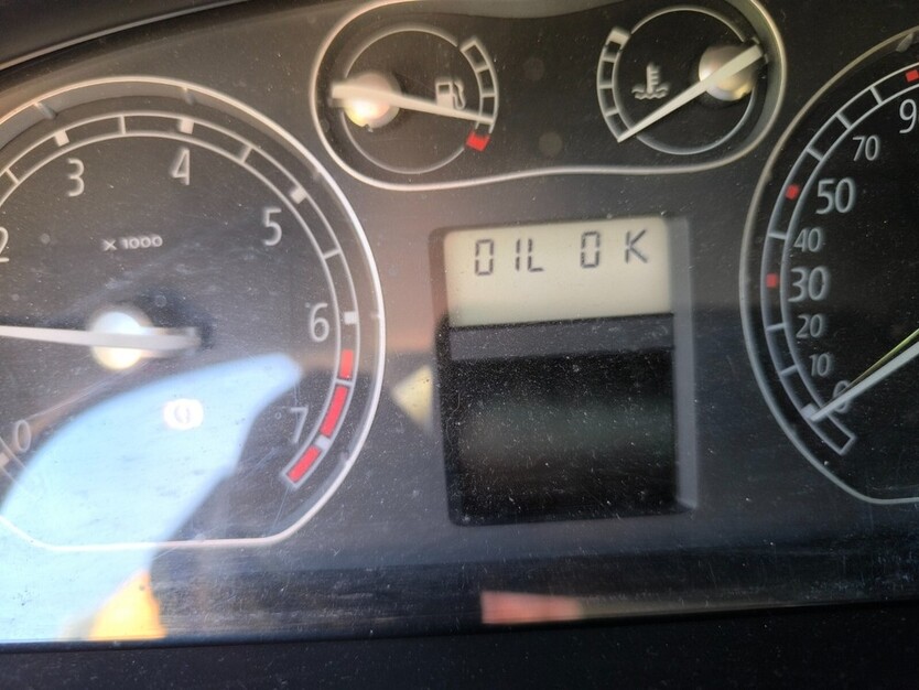 Renault Laguna 172.350 km 1.600 € Berlin 10178