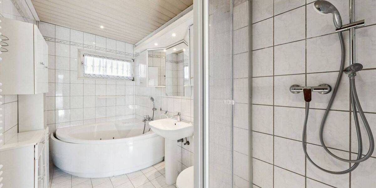 Einfamilienhaus Berlin Buckow - 5 Zimmer, 145 m&sup2;, 549.000&euro; | Angebot:26645081