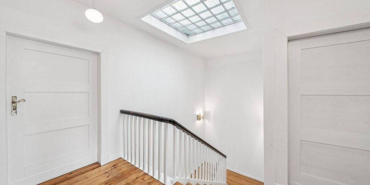 Doppelhaushälfte Berlin Zehlendorf - 9 Zimmer, 253 m&sup2;, 1.750.000&euro; | Angebot:26548196