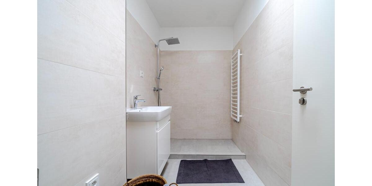 Dachgeschoßwohnung Berlin Charlottenburg-Wilmersdorf - 2 Zimmer, 40 m&sup2;, 299.000&euro; | Angebot:20721987