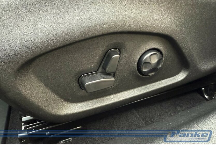 Jeep Compass 1.5 MultiAir S Mild-Hybrid FWD*Leder*LED 13.023 km 24.990 € Berlin 13187