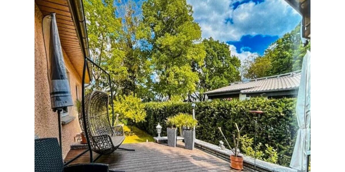 1.175 qm Parkgrundstück mit EFH ca. 200 qm in Berlin Kleinmachnow 6 zimmer