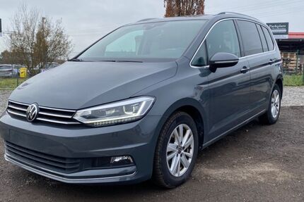 VW Touran 210.183 km 14.299 &euro; Blankenfelde-Mahlow 15831