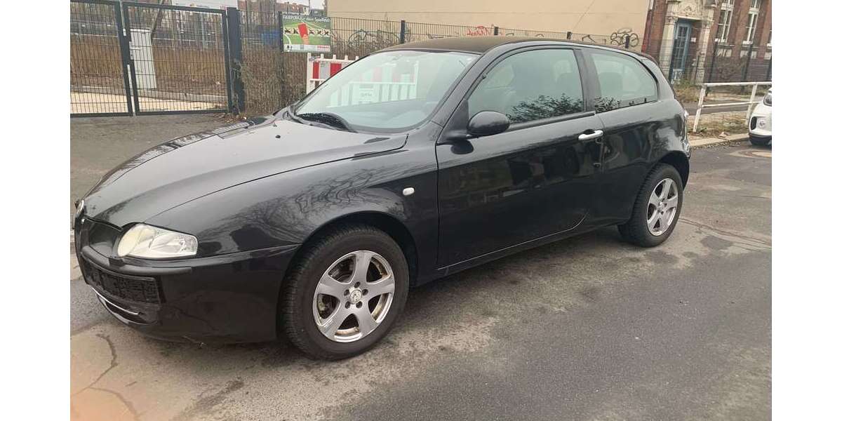 Alfa Romeo 147 140.000 km 1.249 &euro; Berlin 10829
