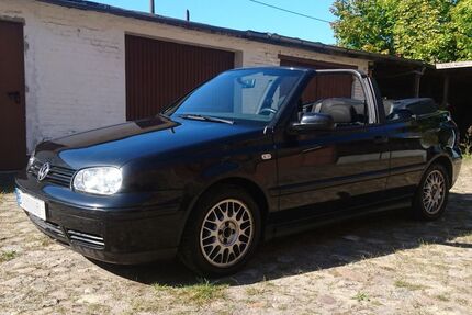 VW Golf 207.000 km 2.650 &euro; Berlin 14165