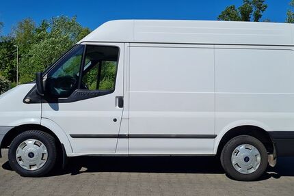 Ford Transit 143.000 km 10.500 € Berlin 13089