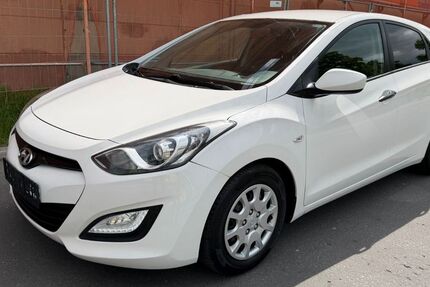 Hyundai i30 169.000 km 3.999 &euro; Berlin 12057