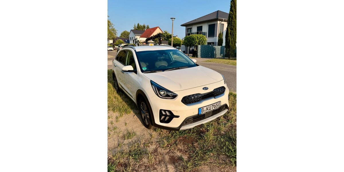 Kia Niro 132.000 km 15.600 &euro; Berlin 12621