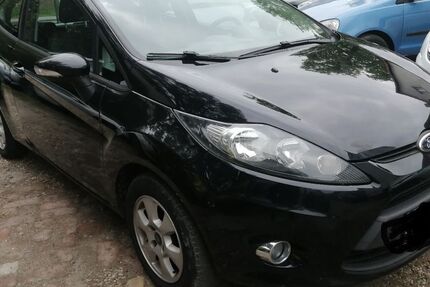 Ford Fiesta 123.000 km 3.600 &euro; Schönefeld OT-Waltersdorf 12529