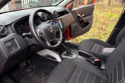 Dacia Duster 70.100 km 14.890 &euro; Berlin 10318