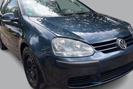 VW Golf 87.000 km 2.490 &euro; Berlin 14167