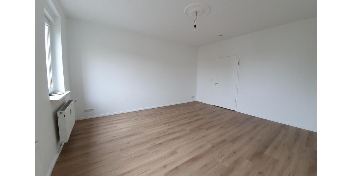 Etagenwohnung Velten - 2.5 Zimmer, 81 m&sup2;, 1.025&euro; | Angebot:26003509