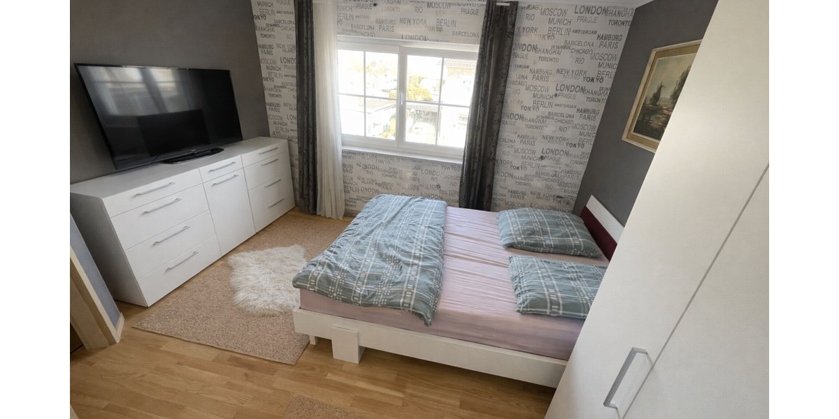Berlin-Biesdorf: Stilvolle Stadtvilla auf 490 m² GST inkl. Terrasse & Garten in ruhiger Wohnlage ! - Einfamilienhaus Berlin / Biesdorf Biesdorf | Angebot:25871728