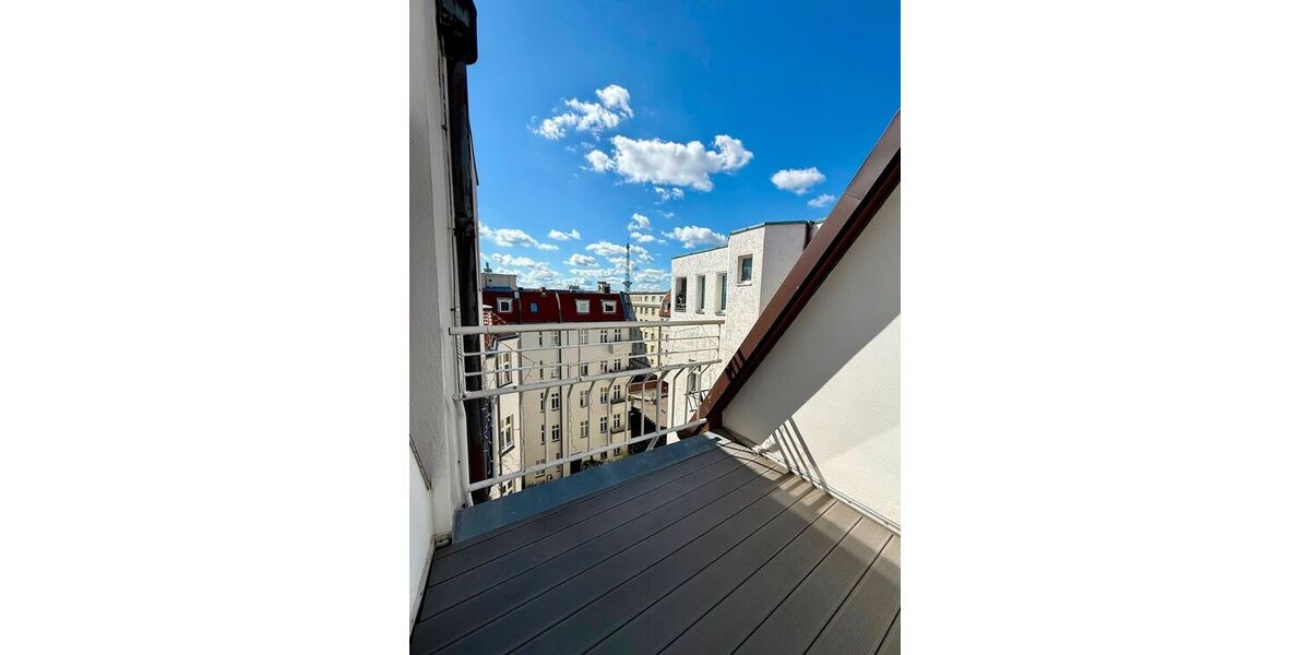 Über den Dächern von Berlin - Exklusive 2-Zimmer-Dachgeschosswohnung mieue Immobilie - Loft - Studio - Atelier Berlin Charlottenburg-Wilmersdorf | Angebot:27540984