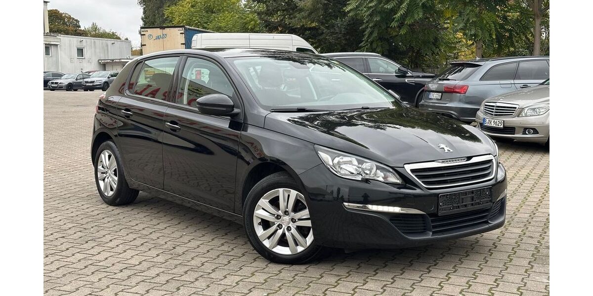 Peugeot 308 125.000 km 8.499 &euro; Berlin 12057