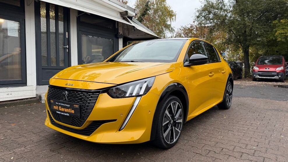 Peugeot 208 51.873 km 15.999 € Berlin 12347