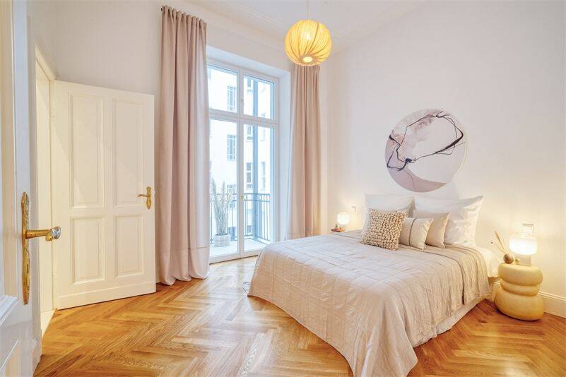 Etagenwohnung Berlin Wilmersdorf - 8 Zimmer, 260 m&sup2;, 2.990.000&euro; | Angebot:25986969