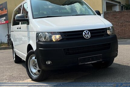 VW T5 Transporter Kombi 1. Hand 8 sitzer 169.000 km 13.990 &euro; Berlin 13187