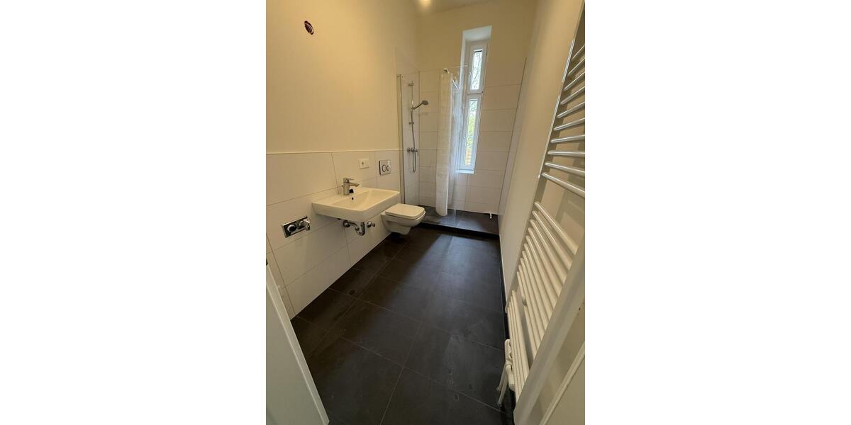 Erdgeschoßwohnung Berlin Charlottenburg-Wilmersdorf - 3 Zimmer, 95 m&sup2;, 1.850&euro; | Angebot:26223424
