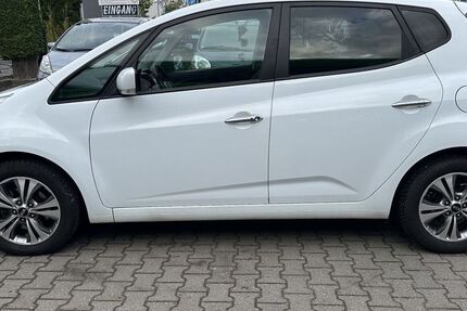 Kia Venga 65.786 km 13.990 &euro; Königs Wusterhausen - OT Niederlehme 15713
