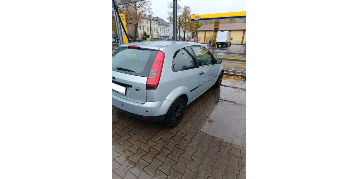 Ford Fiesta 146.000 km 1.799 &euro; Berlin 13189