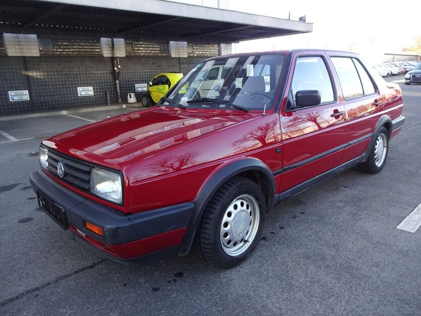 VW Jetta 97.000 km 3.900 € Berlin 12249