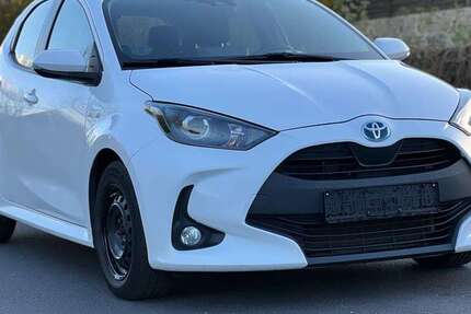 Toyota Yaris 112.000 km 14.900 &euro; Dahlewitz 15827