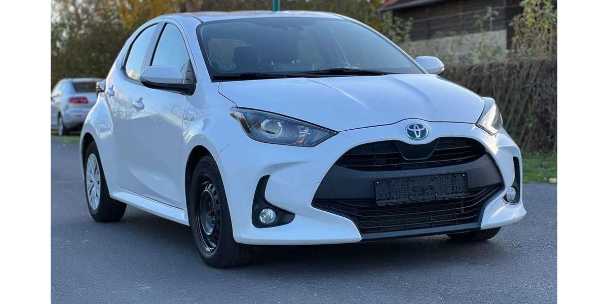 Toyota Yaris 112.000 km 14.900 &euro; Dahlewitz 15827