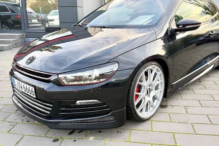 VW Scirocco 142.000 km 8.999 &euro; Potsdam 14480