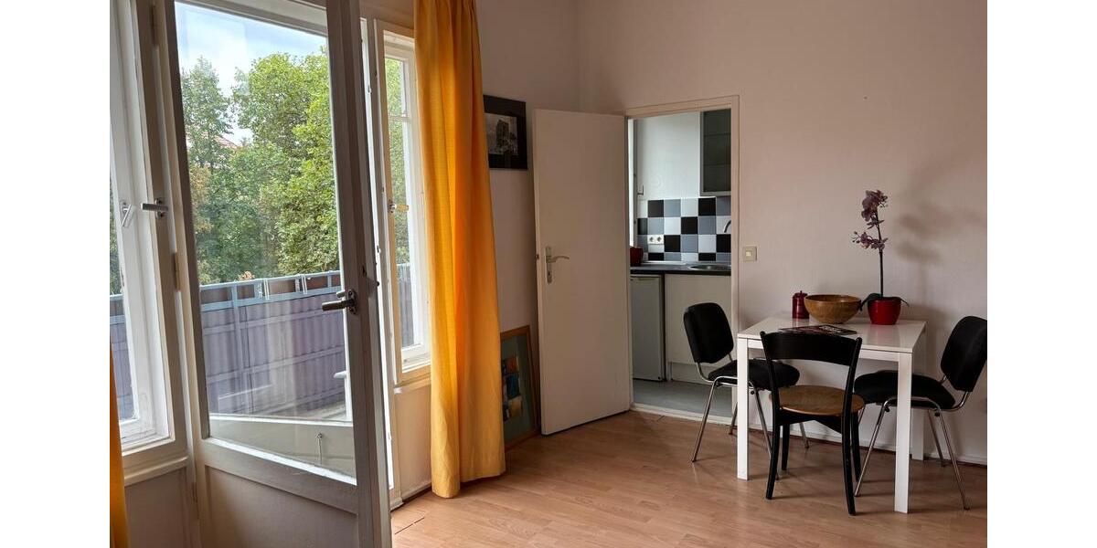 Etagenwohnung Berlin Charlottenburg-Wilmersdorf - 1 Zimmer, 32 m&sup2;, 191.000&euro; | Angebot:27705270