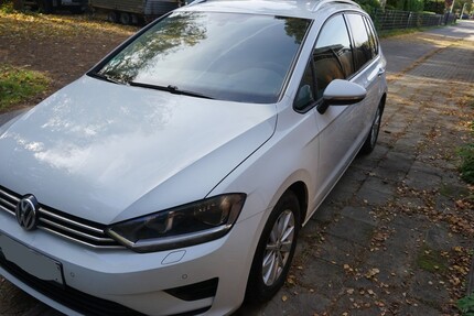 VW Golf Sportsvan 95.000 km 10.500 &euro; Berlin 10178