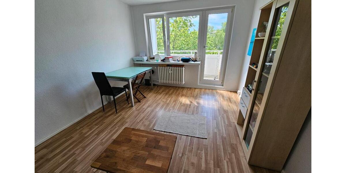 Etagenwohnung Hennigsdorf - 2.5 Zimmer, 55 m&sup2;, 550&euro; | Angebot:26636446