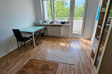 Wohnung Hennigsdorf - 2.5 Zimmer, 55 m&sup2;, 550&euro; | Angebot:26636446