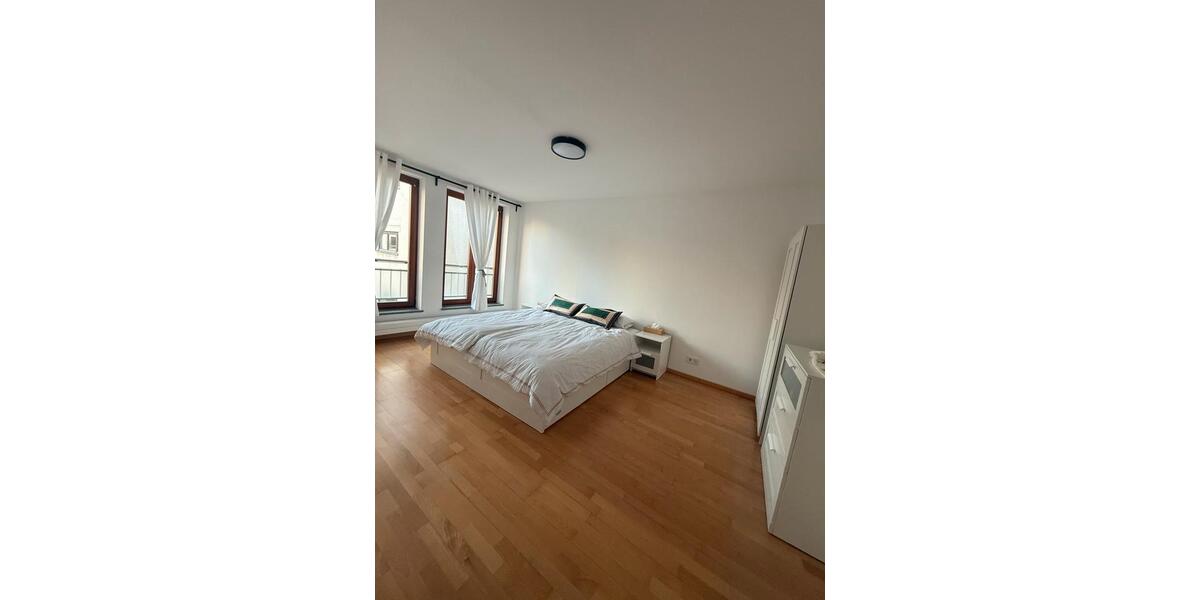 Etagenwohnung Berlin Pankow - 4 Zimmer, 77 m&sup2;, 2.050&euro; | Angebot:24239667