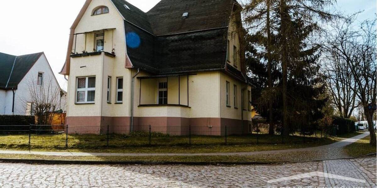 Mehrfamilienhaus, Wohnhaus Hohen Neuendorf Borgsdorf - 6 Zimmer, 180 m&sup2;, 420.000&euro; | Angebot:25999713