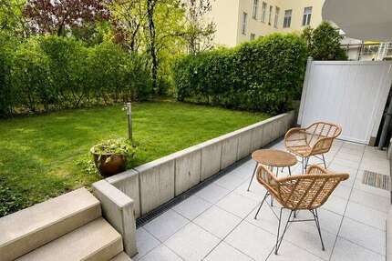 Wohnung Berlin Mitte - 3 Zimmer, 71 m&sup2;, 1.950&euro; | Angebot:27087706