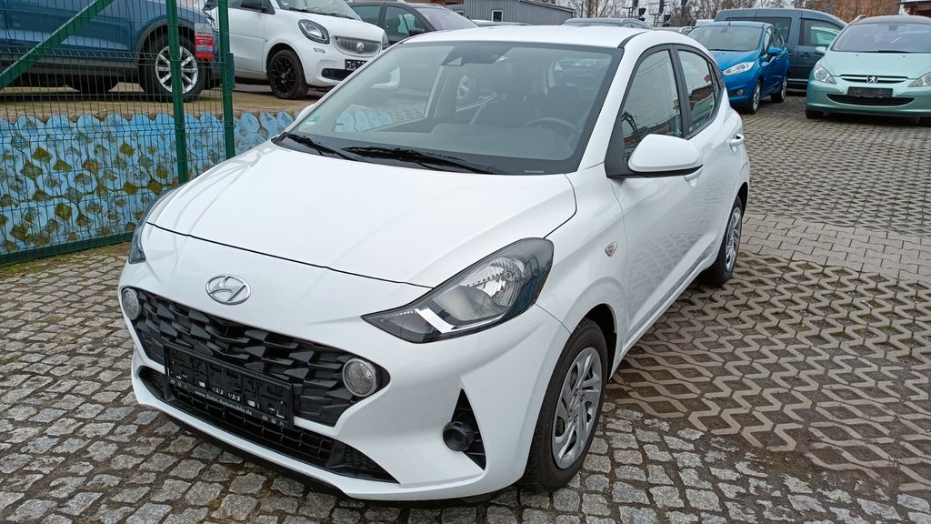 Hyundai i10 33.000 km 9.999 &euro; Berlin 13597