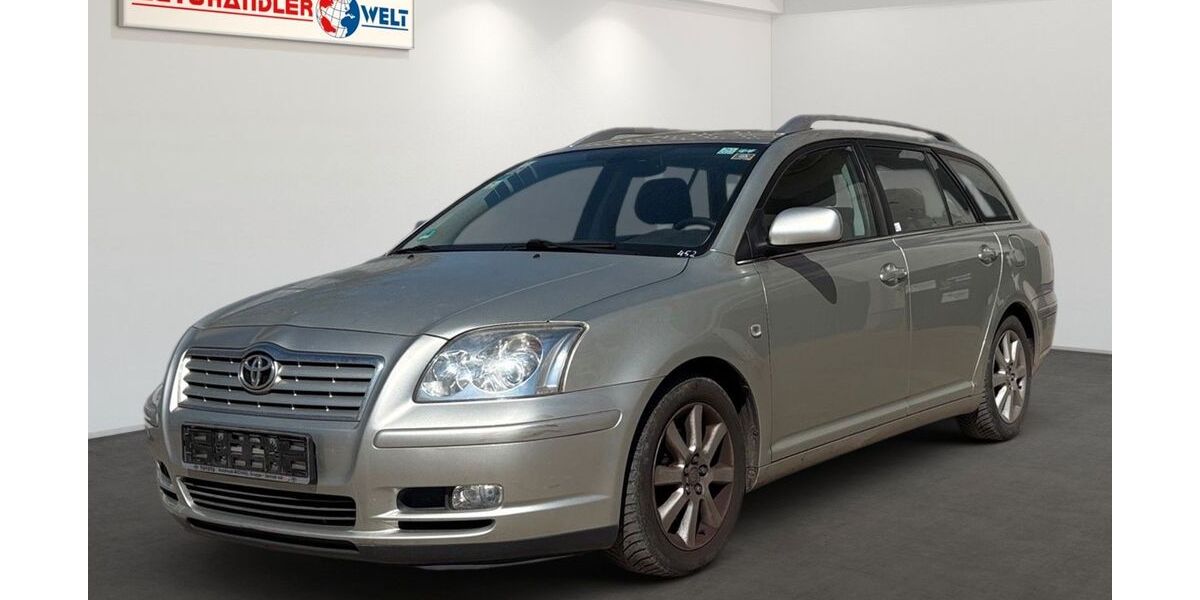 Toyota Avensis 213.516 km 1.499 &euro; Berlin 12681