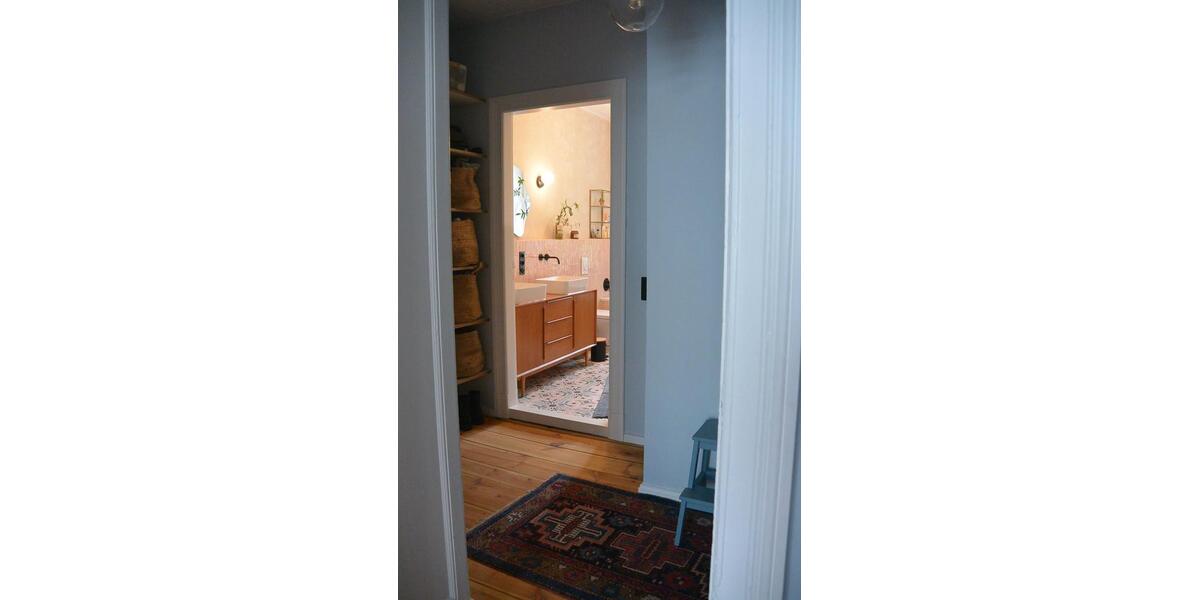 Etagenwohnung Berlin Treptow-Köpenick - 4 Zimmer, 100 m&sup2;, 1.734&euro; | Angebot:27717965
