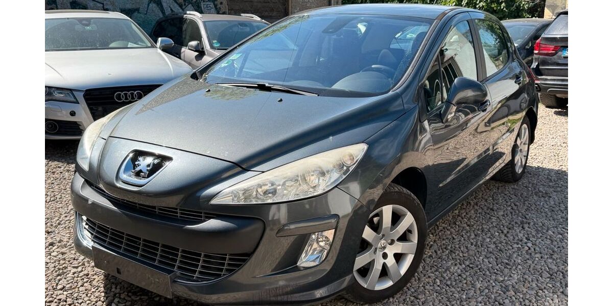 Peugeot 308 111.000 km 1.950 &euro; Berlin 10245