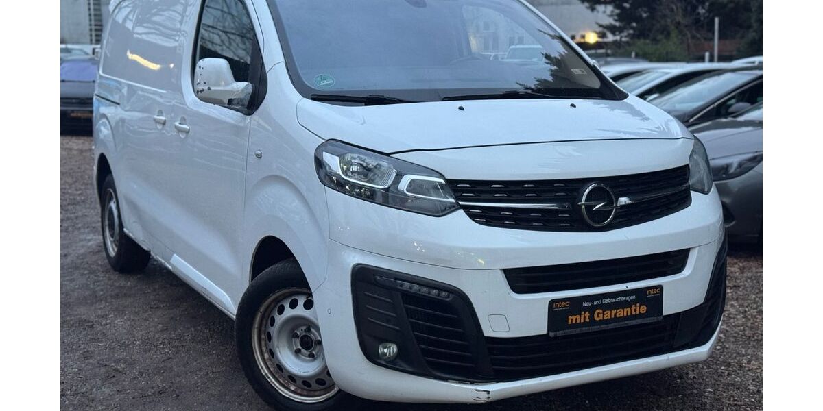 Opel Vivaro 121.000 km 8.999 &euro; Berlin 13127