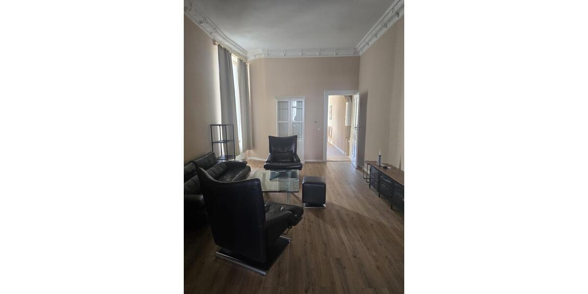 Etagenwohnung Berlin Charlottenburg-Wilmersdorf - 4 Zimmer, 125 m&sup2;, 2.950&euro; | Angebot:26237476