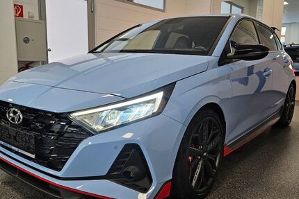 Hyundai i20 49.885 km 25.490 &euro; Berlin 12555
