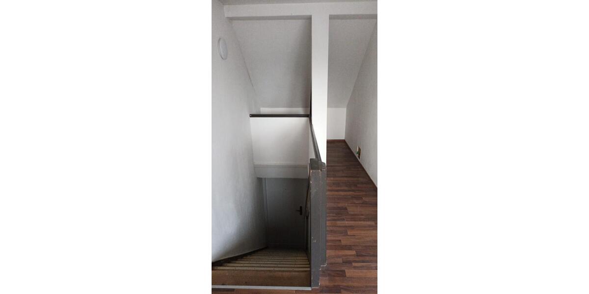 Dachgeschoßwohnung Wandlitz - 3 Zimmer, 100 m&sup2;, 690&euro; | Angebot:26020186