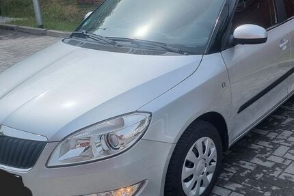 Skoda Fabia 161.107 km 4.400 &euro; Berlin 12489