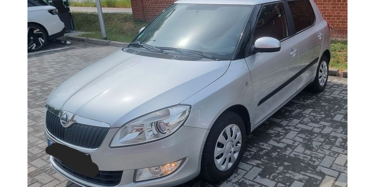 Skoda Fabia 161.107 km 4.400 &euro; Berlin 12489