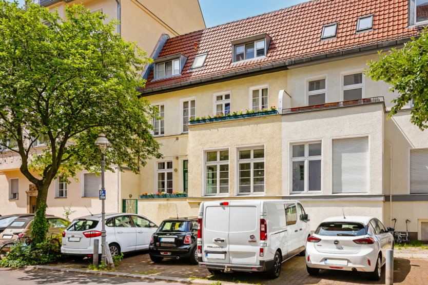 Haus zum Kaufen in Berlin 2.200.000 € 292 m²