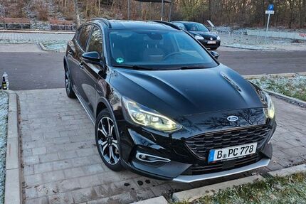 Ford Focus 54.300 km 13.900 &euro; Berlin 13351